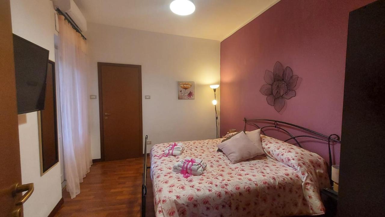 Saint Peter Vatican City Large Apartment Barbara Casa Vacanza โรม ภายนอก รูปภาพ